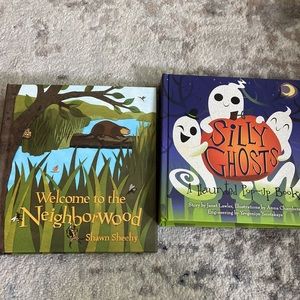 Pop-up books. Good condition!